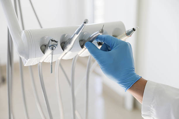 Professional Teeth Whitening technician working in Adelino, NM